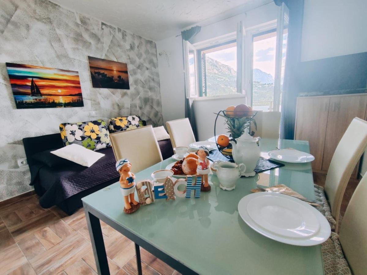 Apartmani Nada Mustapic Brela Exteriör bild